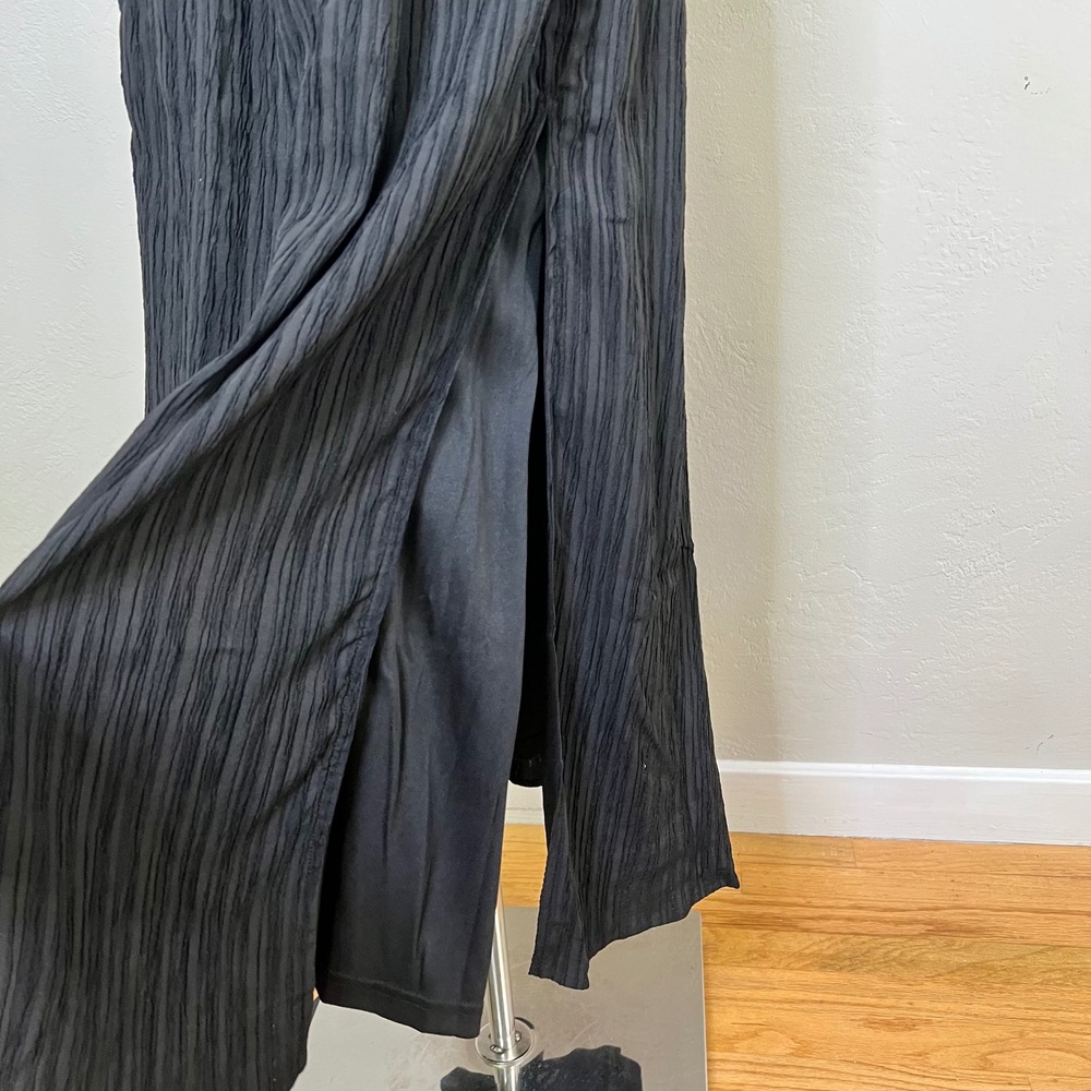 Lulus Skirt Maxi Pleated Size Small Black Plisse Textured High Waist Slit NEW - Picture 3 of 9